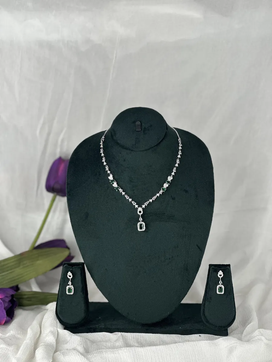 green-leaf-american-diamond-necklace